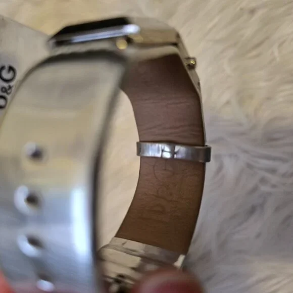 D&G Watch - Picture 4 of 4